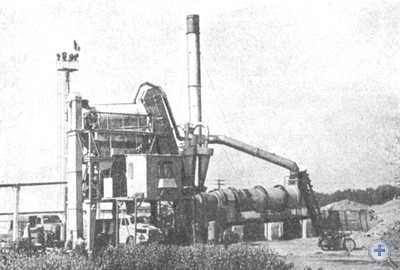 Асфальтобетонный завод в с. Дубовом. 1975 г.